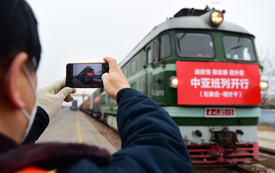 Hebei, no norte da China, lança nova rota de transporte multimodal para a Ásia Central