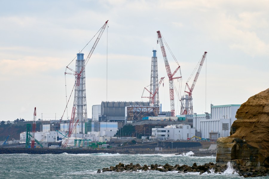 Novo vazamento de águas residuais nucleares de Fukushima aumenta preocupações internacionais, diz porta-voz chinês