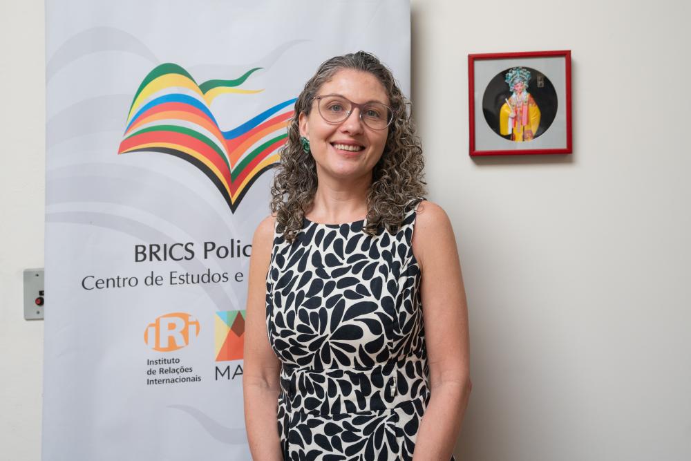 BRICS tem papel de equilibrar relações internacionais atuais, afirma especialista brasileira