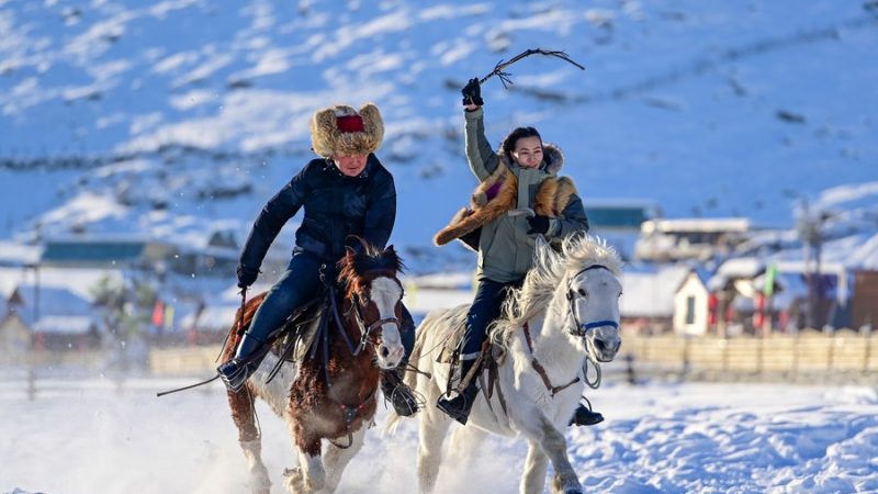 Xinjiang registra número recorde de visitas turísticas em 2023