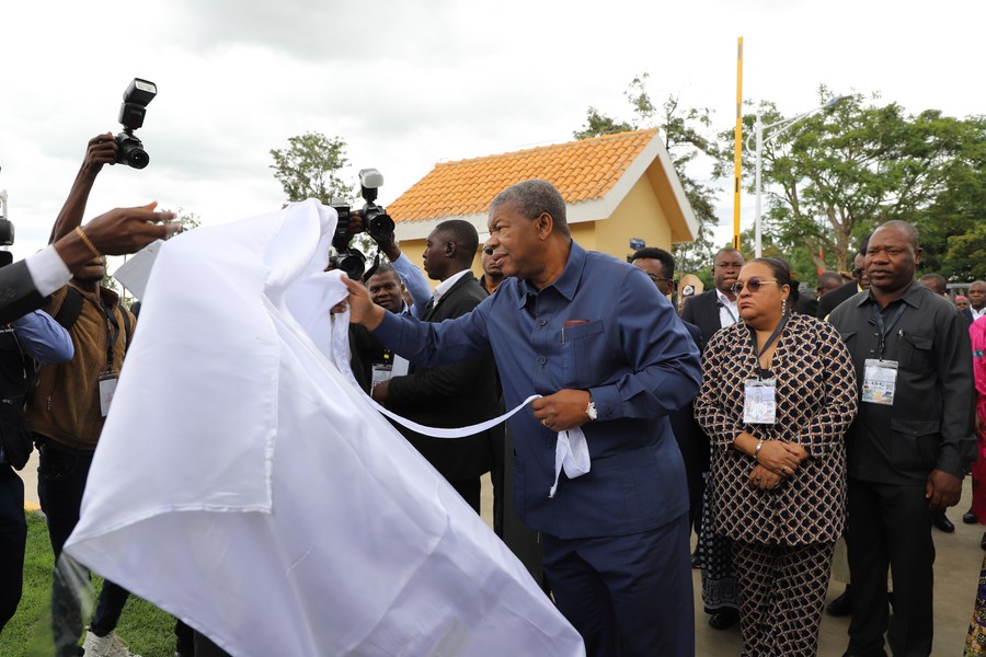 Centro de formação profissional doado pela China é inaugurado em Angola