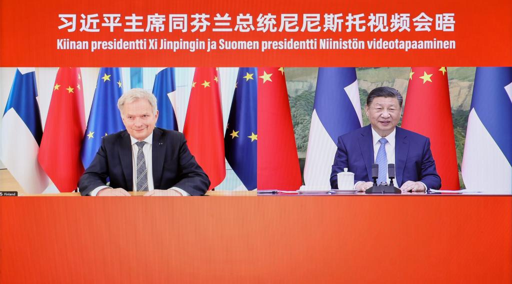 Xi reúne-se com o presidente finlandês por videoconferência