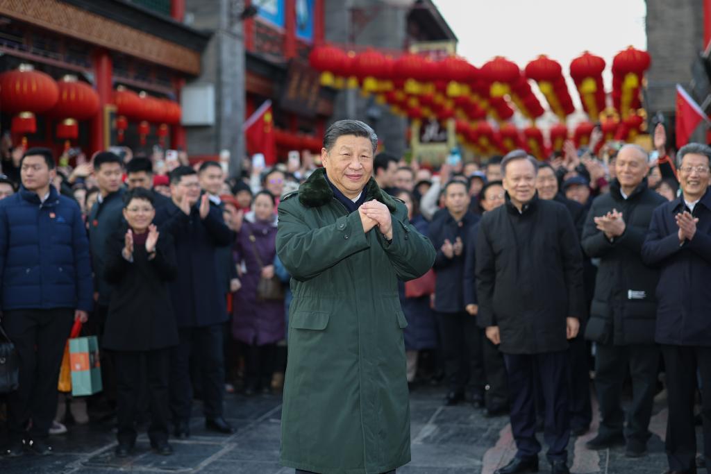 Xi envia cumprimentos da Festa da Primavera a todos os chineses