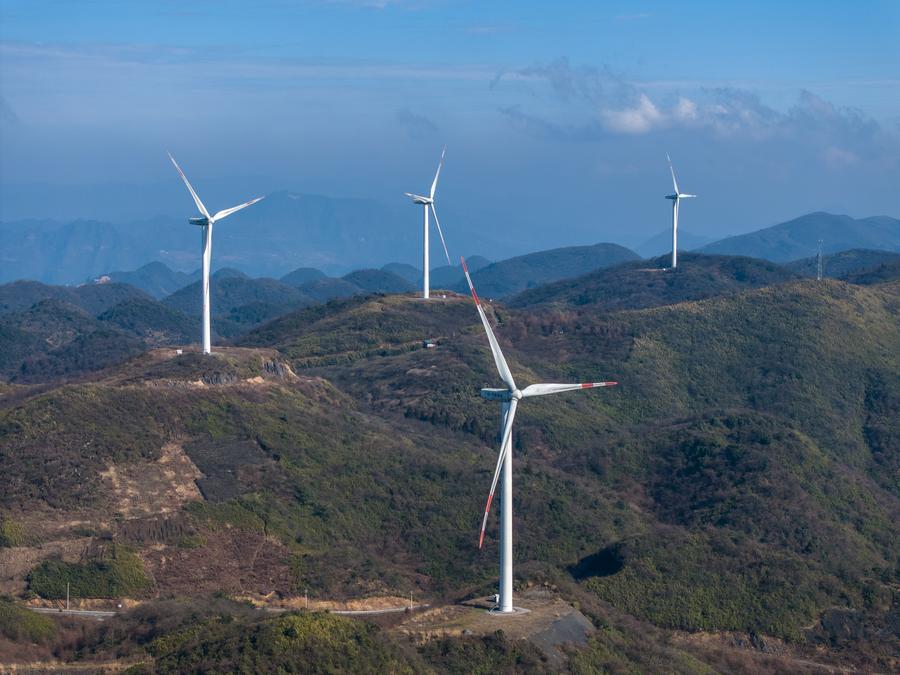 Capacidade instalada de geração de eletricidade da China aumenta 14,1%