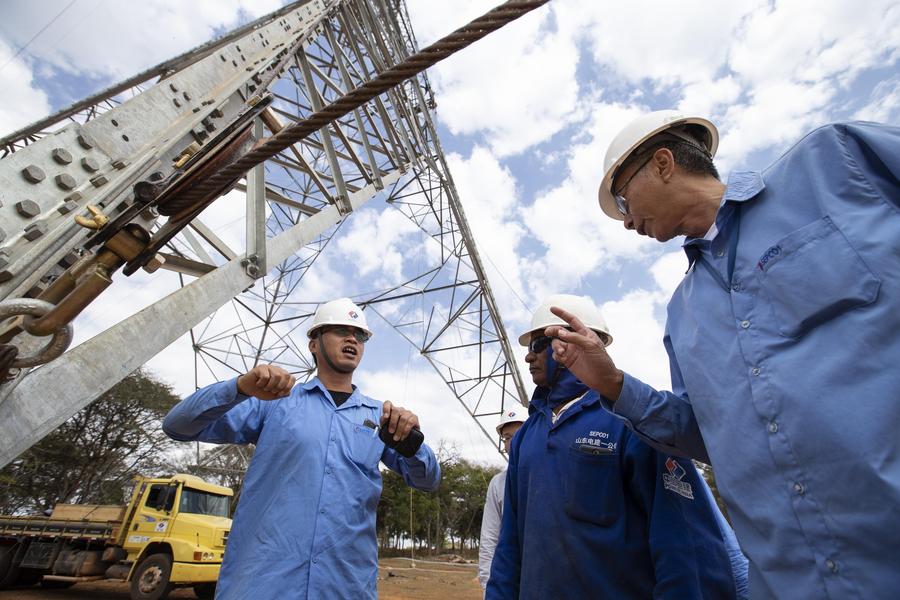 Enfoque: Inovações tecnológicas da China beneficiam desenvolvimento da eletricidade no Sul Global