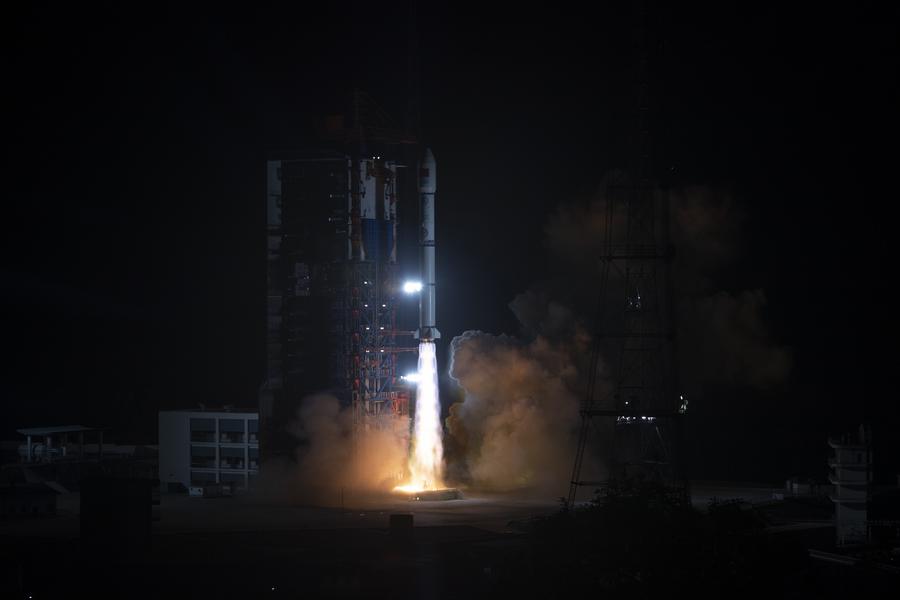 Primeiro satélite chinês de telecomunicação com propulsão totalmente elétrica começa serviços operacionais