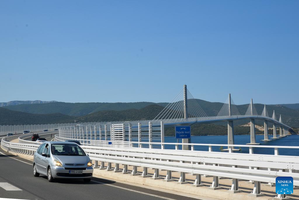 Destaque: Ponte construída pela China estimula crescimento de negócios locais na Croácia