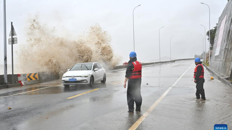 Mais de 150 mil pessoas são realocadas em província do leste da China com aproximação do tufão Gaemi