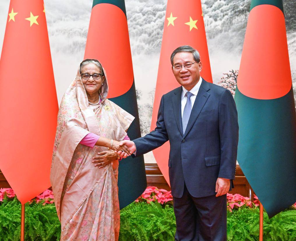 Premiê Li mantém conversas com primeira-ministra de Bangladesh em Beijing