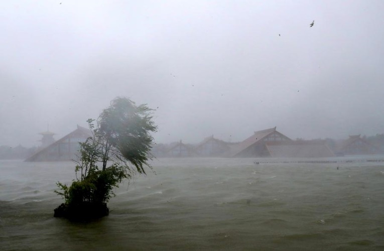 Henan, no centro da China, ativa resposta de emergência após chegada do tufão Bebinca