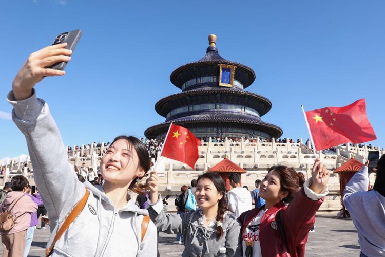 Beijing bate recordes de turismo durante o feriado da “semana dourada”