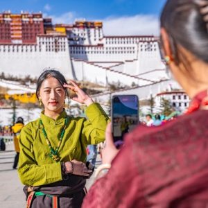 Cidade chinesa de Lhasa identifica mais de 4.000 novos locais de desenvolvimento turístico