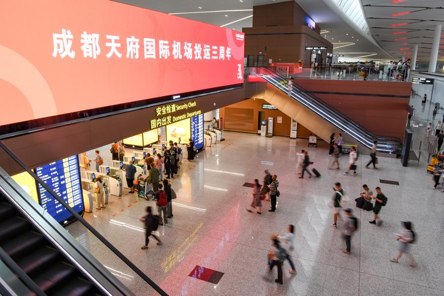 Chengdu, no sudoeste da China, regista mais de 80 milhões de passageiros aéreos anualmente