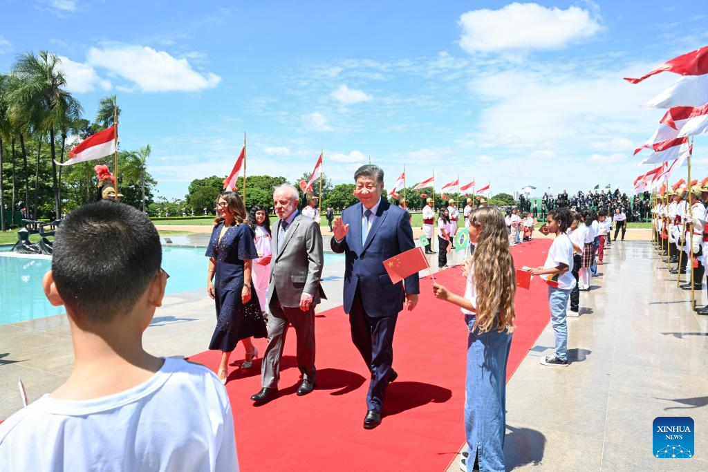 China pronta para enriquecer conteúdo dos laços com Brasil, diz porta-voz