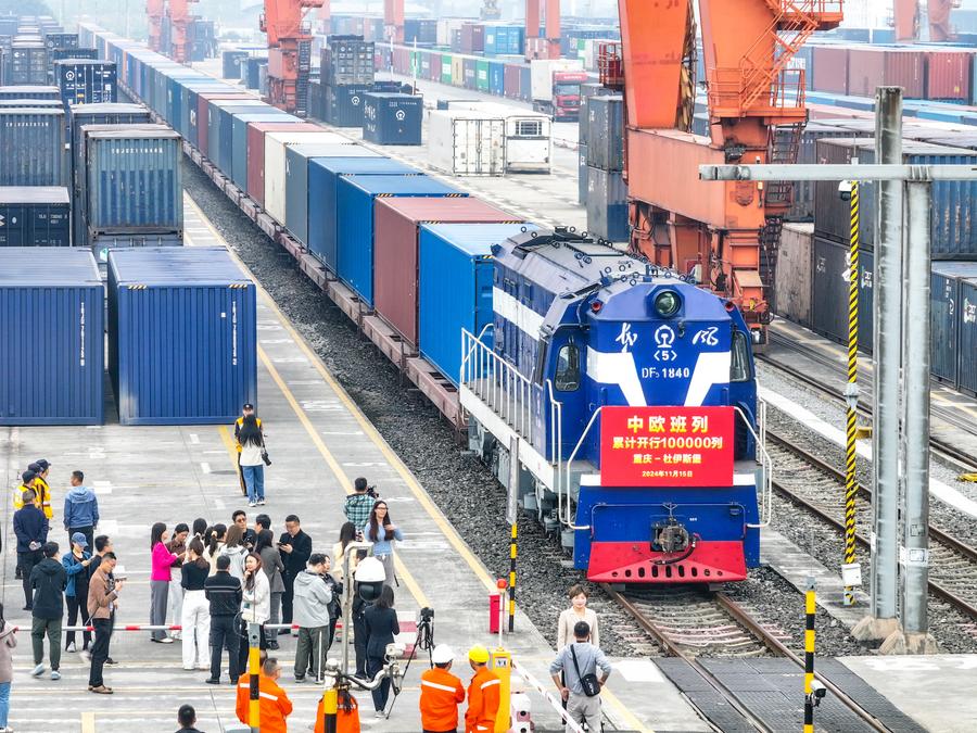 Serviço de trem de carga China-Europa alcança marco de 100.000 viagens e aumenta conectividade e cooperação ganha-ganha