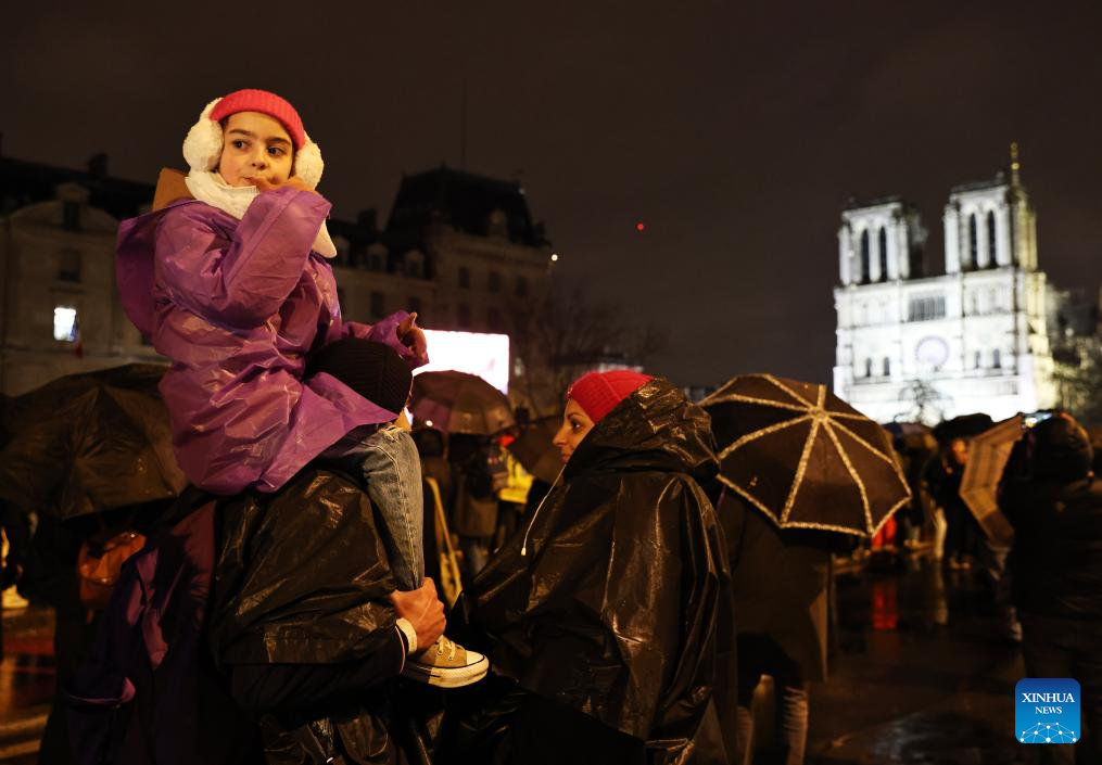 Catedral de Notre-Dame de Paris reabre oficialmente após restauração