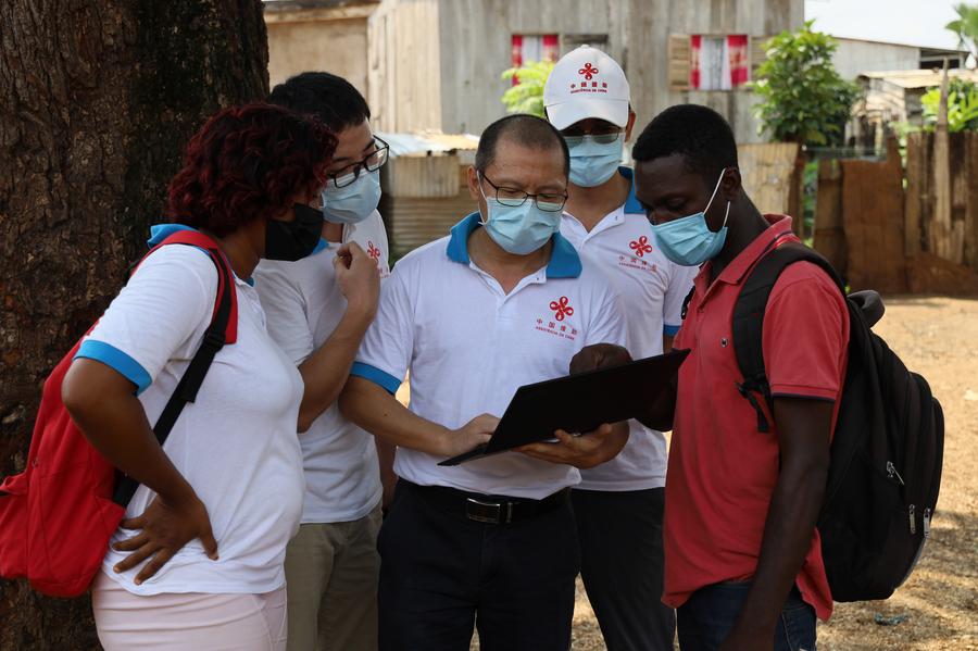 Médicos chineses semeia solidariedade e amizade em São Tomé e Príncipe