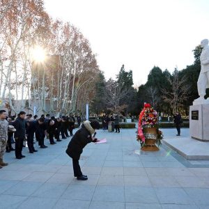 Aniversário da morte do empréstimo canadense Norman Bethune comemorado na China