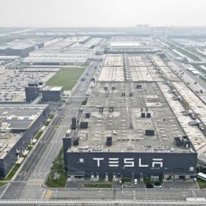 Construção da megafábrica da Tesla em Xangai será concluída no final do ano