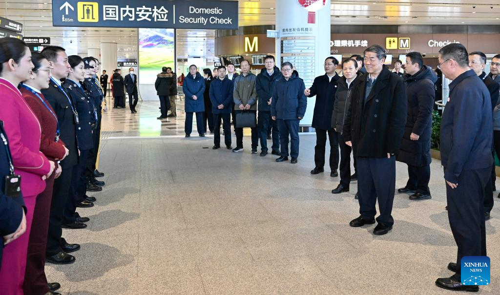 Vice-primeiro-ministro chinês enfatiza viagens seguras e tranquilas para Festa da Primavera