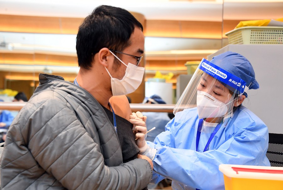 Parte continental da China não informa novos casos de COVID-19 transmitidos localmente