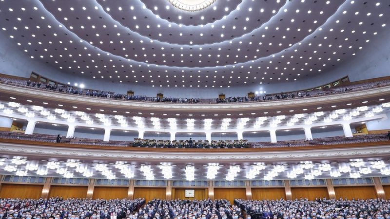 China adota decisão para melhorar sistema eleitoral de Hong Kong