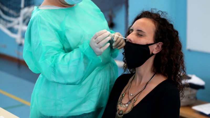 Portugal visa reforçar vacinações contra COVID-19