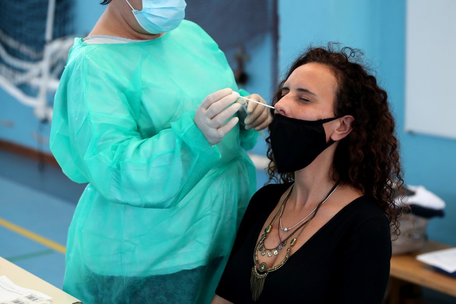 Portugal visa reforçar vacinações contra COVID-19