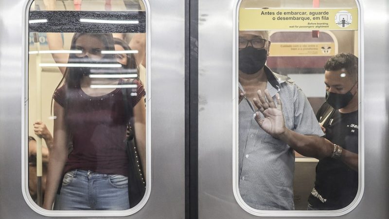 Brasil ultrapassa a marca de 312.000 mortos por COVID-19