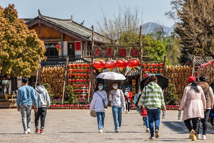 Parte continental da China relata seis novos casos de COVID-19 transmitidos localmente