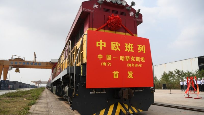 China refuta acusação de transferir empresas poluidoras para Cazaquistão