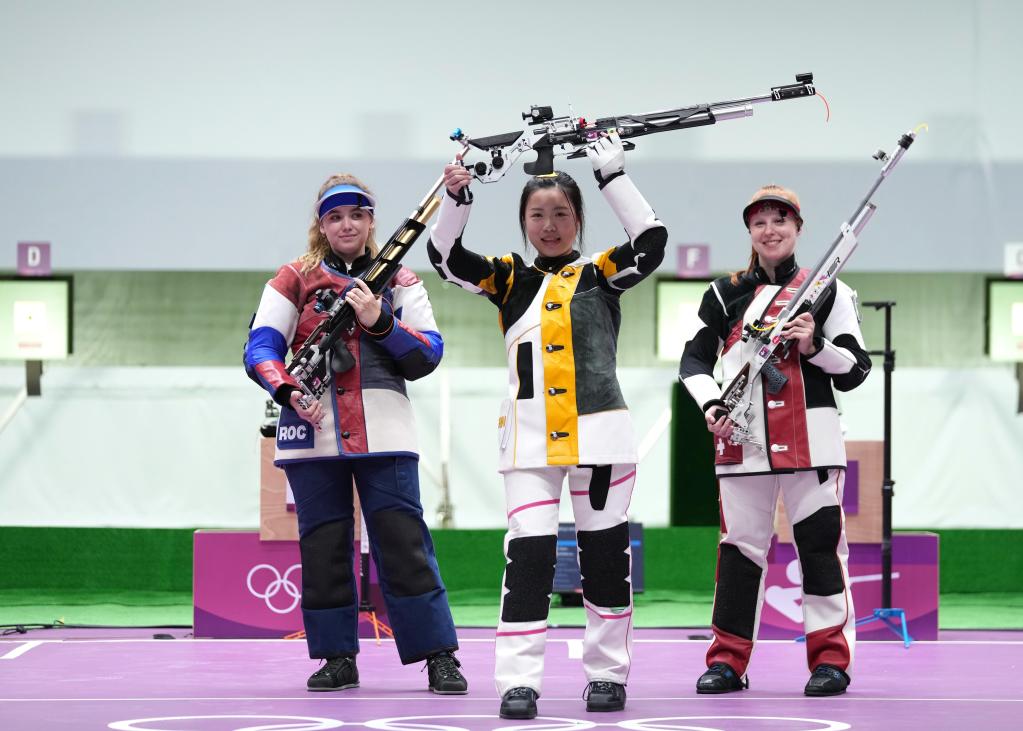 Chinesa Yang Qian conquista o primeiro ouro de Tóquio 2020 em tiro com carabina de ar 10 metros