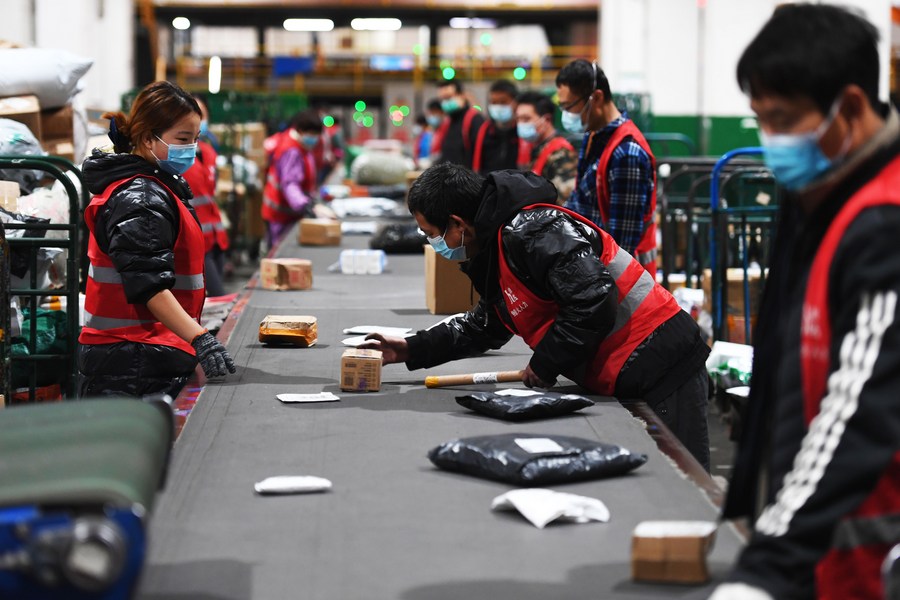 Festival de compras online do Dia dos Solteiros registra grande consumo de consumidores chineses