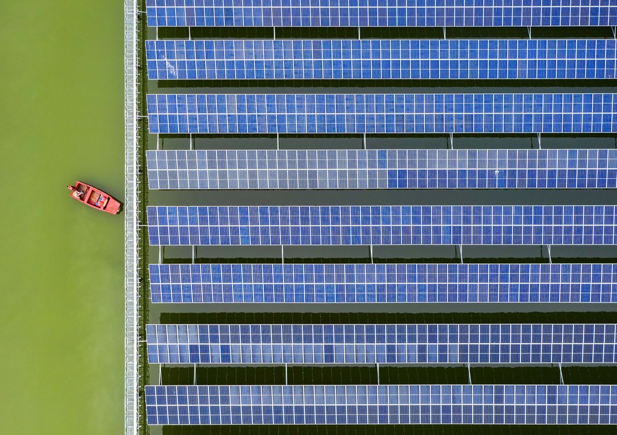 Pesquisadores chineses desenvolvem célula solar de perovskita de alta eficiência