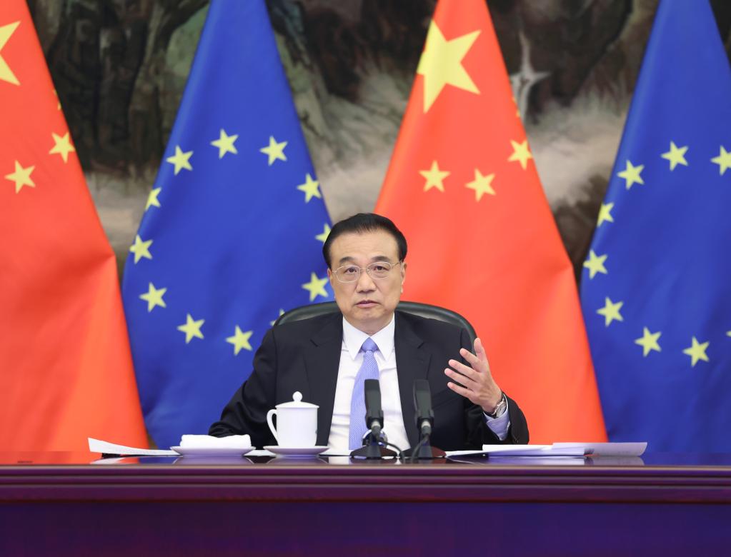 Premiê pede que China e UE aumentem diálogo e coordenação e aprofundem cooperação