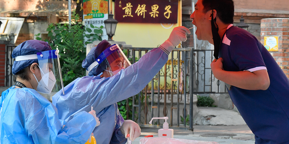 Cientistas projetam anticorpos dois em um contra variantes da COVID-19