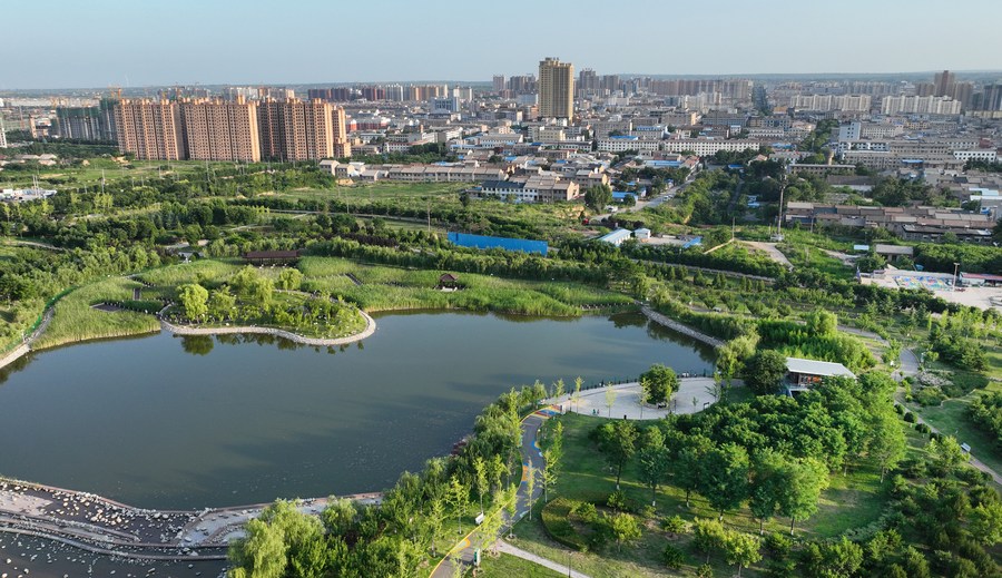 (Congresso do PCCh) Progressos são alcançados no avanço da Iniciativa Bela China, diz oficial