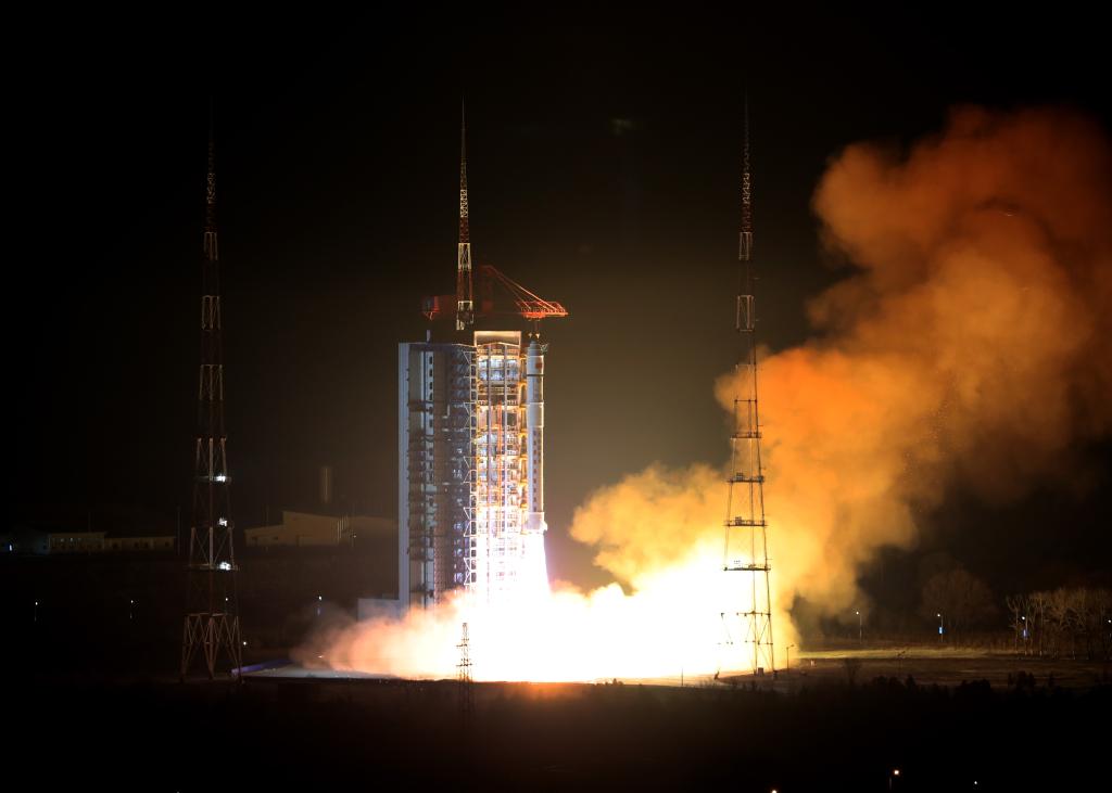 China lança novo satélite de sensoriamento remoto