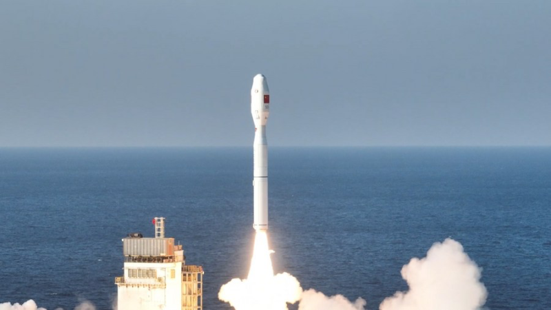 Foguete comercial Smart Dragon-3 da China faz voo inaugural 