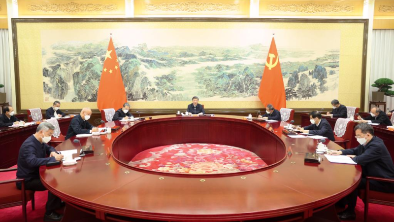 Reunião de liderança do PCCh destaca implementação de decisões e planos de congresso chave do Partido em unidade