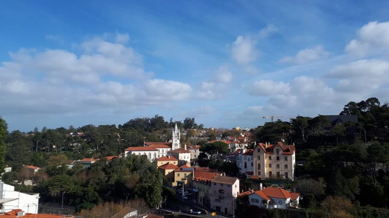 Portugal acaba com vistos gold para baixar preços imobiliários