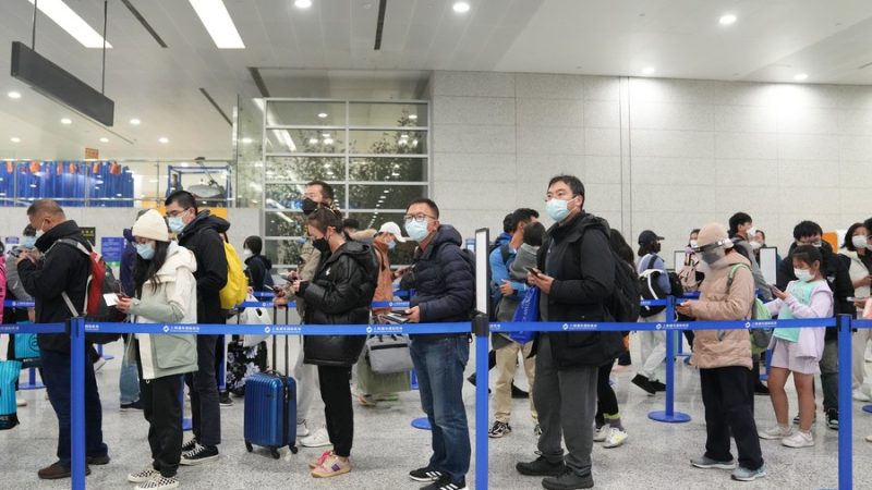  Aeroportos de Shanghai registram forte recuperação no fluxo de passageiros