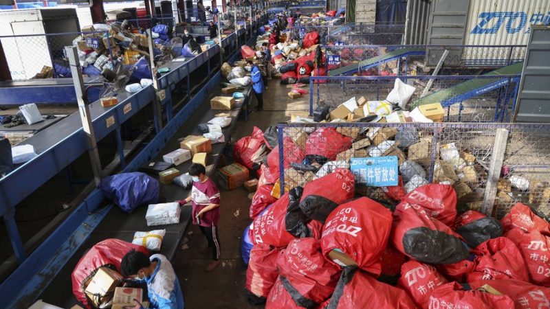 Setor de entregas expressas da China continua a crescer em fevereiro