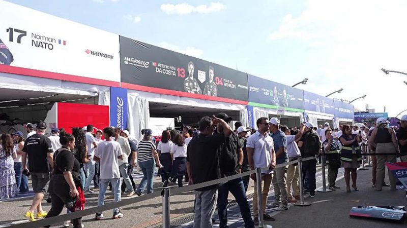 Equipe chinesa participa de corrida da Fórmula E em São Paulo