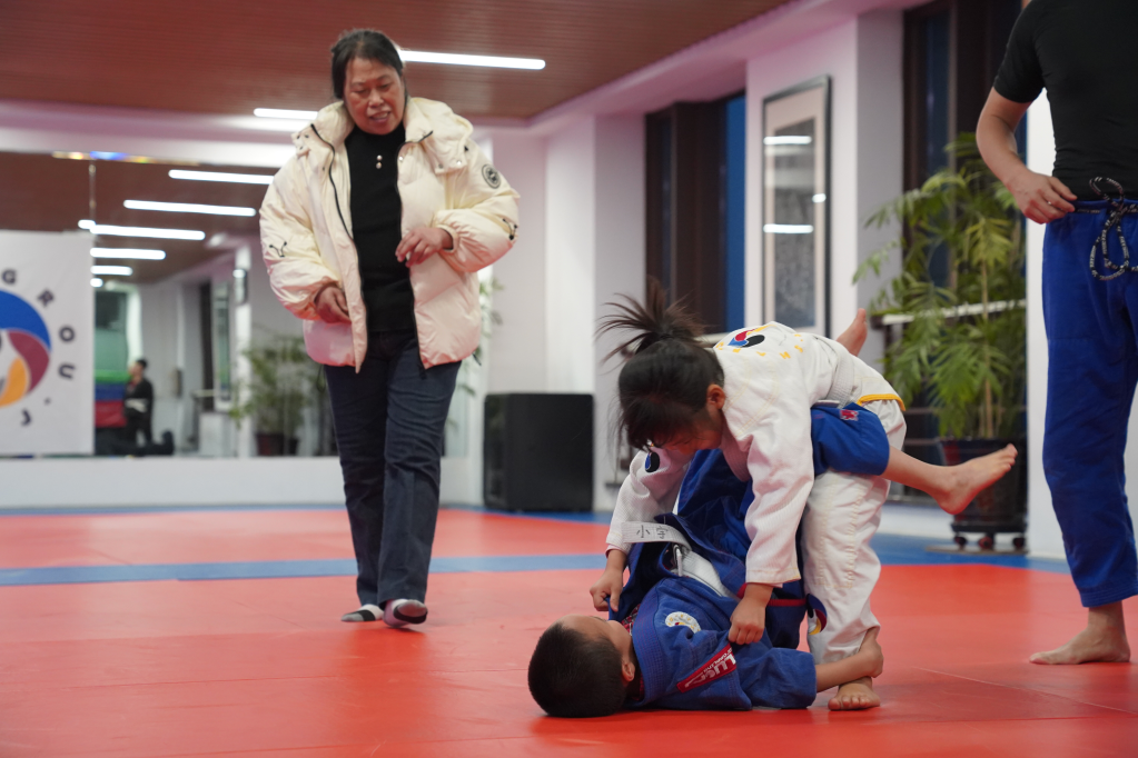 Jiu-jitsu brasileiro cresce e ganha popularidade na China