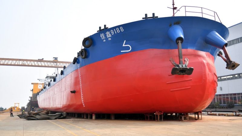 Setor chinês de construção naval continua a liderar no mercado mundial