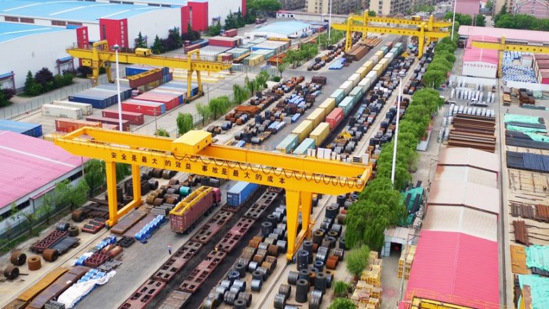 Jinan da China vê mais de 2,5 mil viagens de trens de carga China-Europa