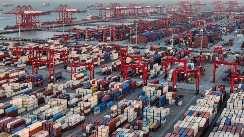 China realizará cúpula para promover comércio e investimento globais