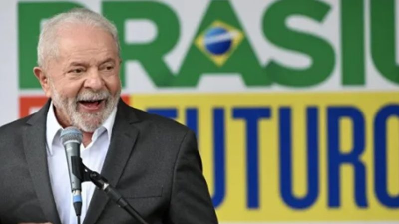 Presidente Lula é aprovado por 38% dos brasileiros e reprovado por 29%, segundo pesquisa