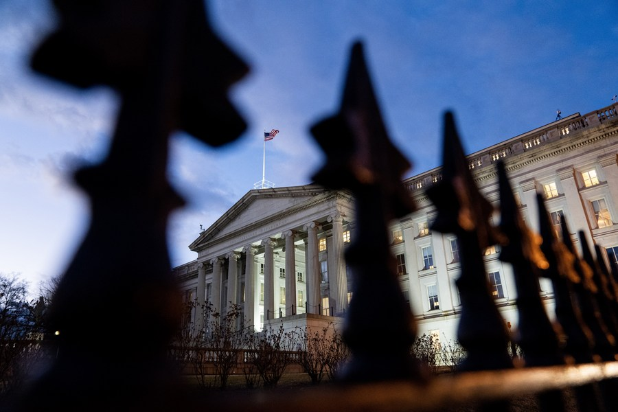 Republicanos e Democratas continuam disputa acirrada com prazo de inadimplência da dívida americana chegando